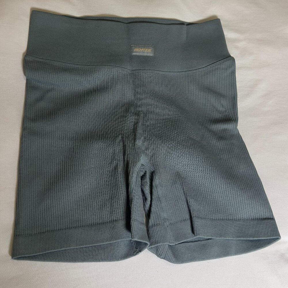 bo and tee ribbed shorts